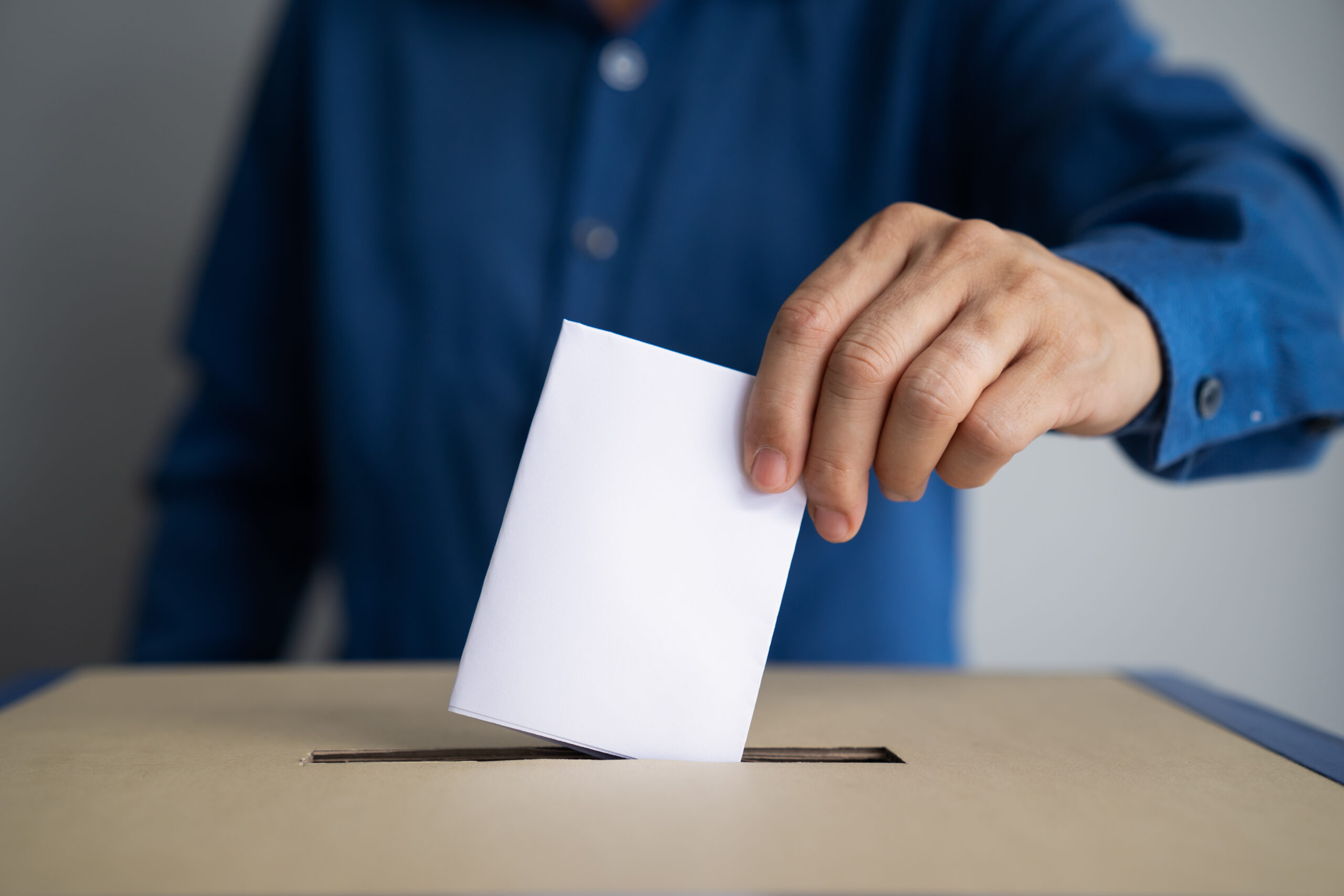 Referéndums en Massachusetts: 44 Iniciativas Generan Preocupación de cara a 2026