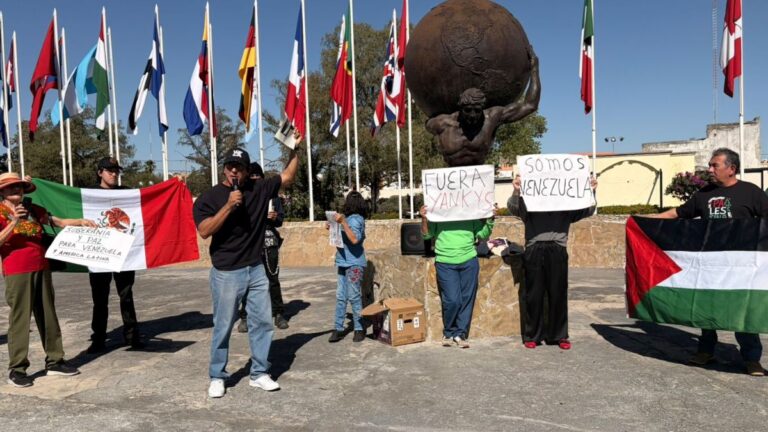 Protesta en Nuevo León: Colectivo Regio Condena la Intervención de Estados Unidos en Venezuela