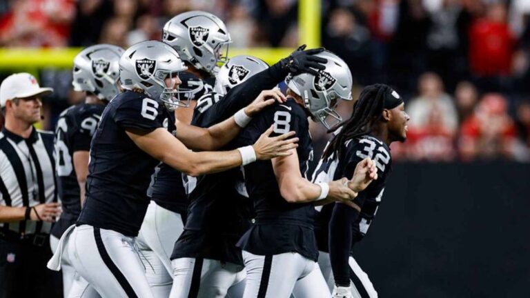 Raiders Logran una Victoria Dramática sobre los Chiefs en la NFL 2025-26
