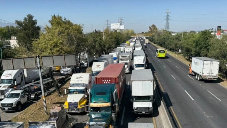 Actualizaciones en Vivo: Autopista México-Querétaro – Noticias, Accidentes y Cierres Viales del 5 de enero