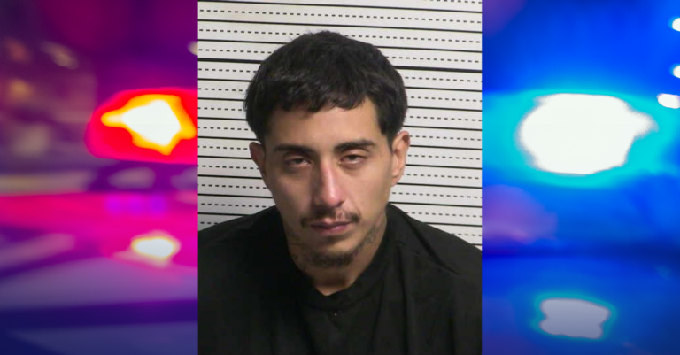 Arresto en Anthony: Luis Fernando Espino Dispara a Su Hermana y a un Hombre en un Tiroteo con Escopeta