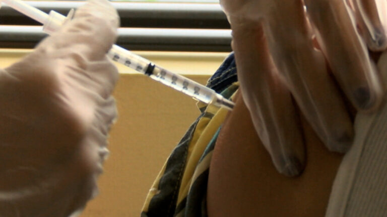 Cuatro menores fallecen a causa del flu en Massachusetts
